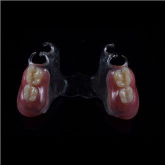 Aftagelig delprotese i akryl